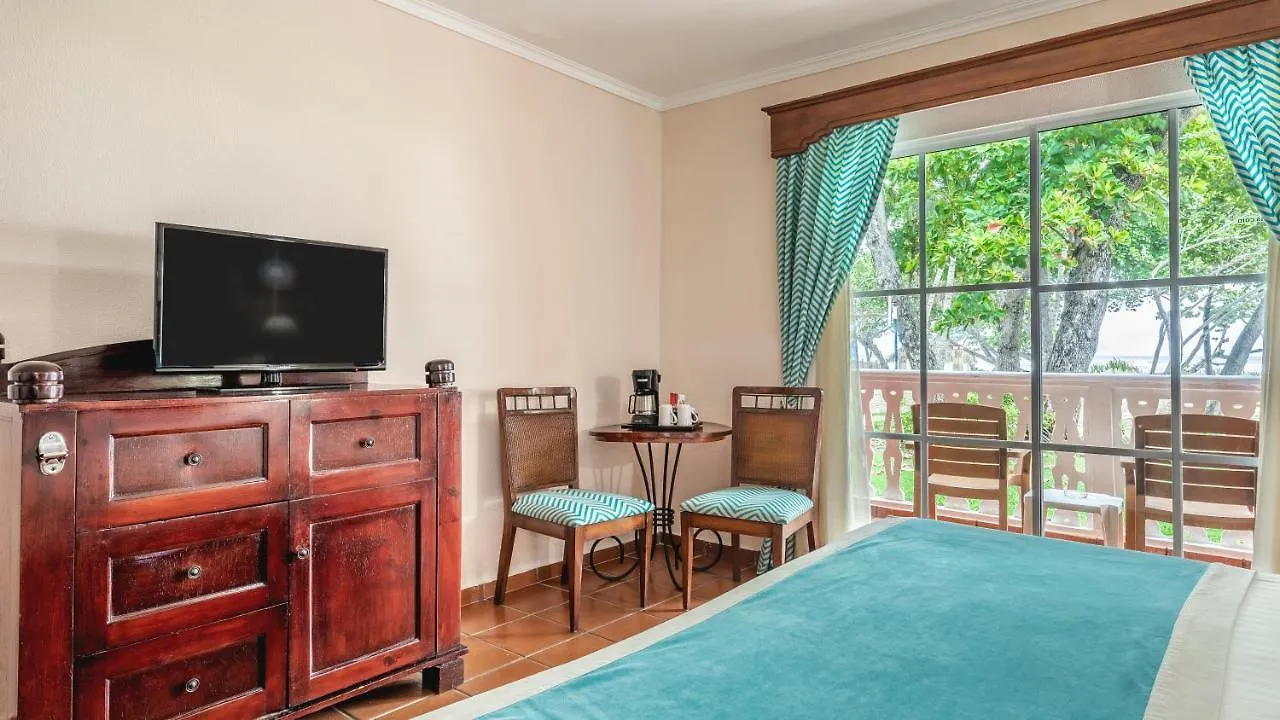 Hotel Marien Puerto Plata 4*,